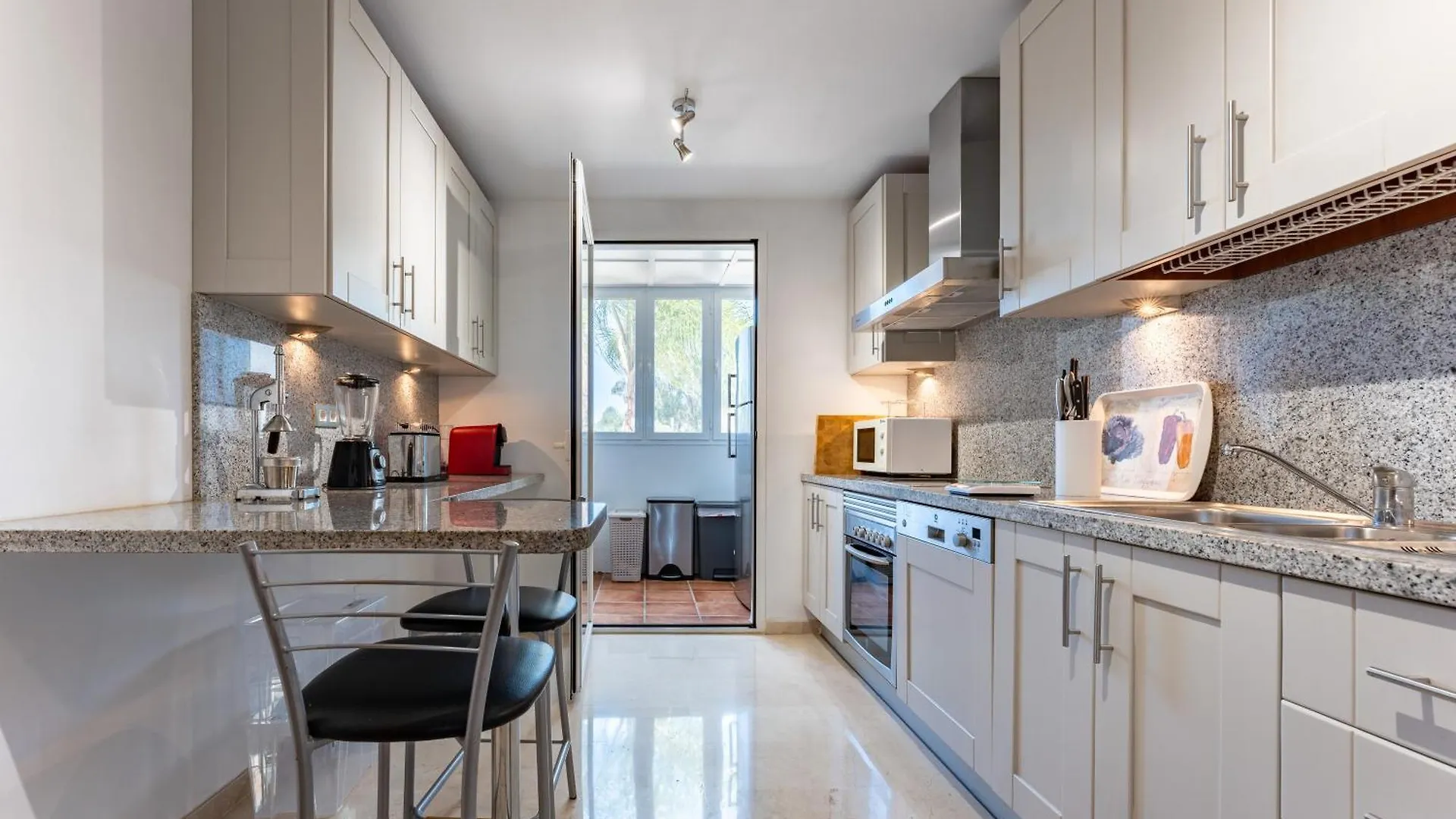 Real Alta Vista Golf Apartment Malaga