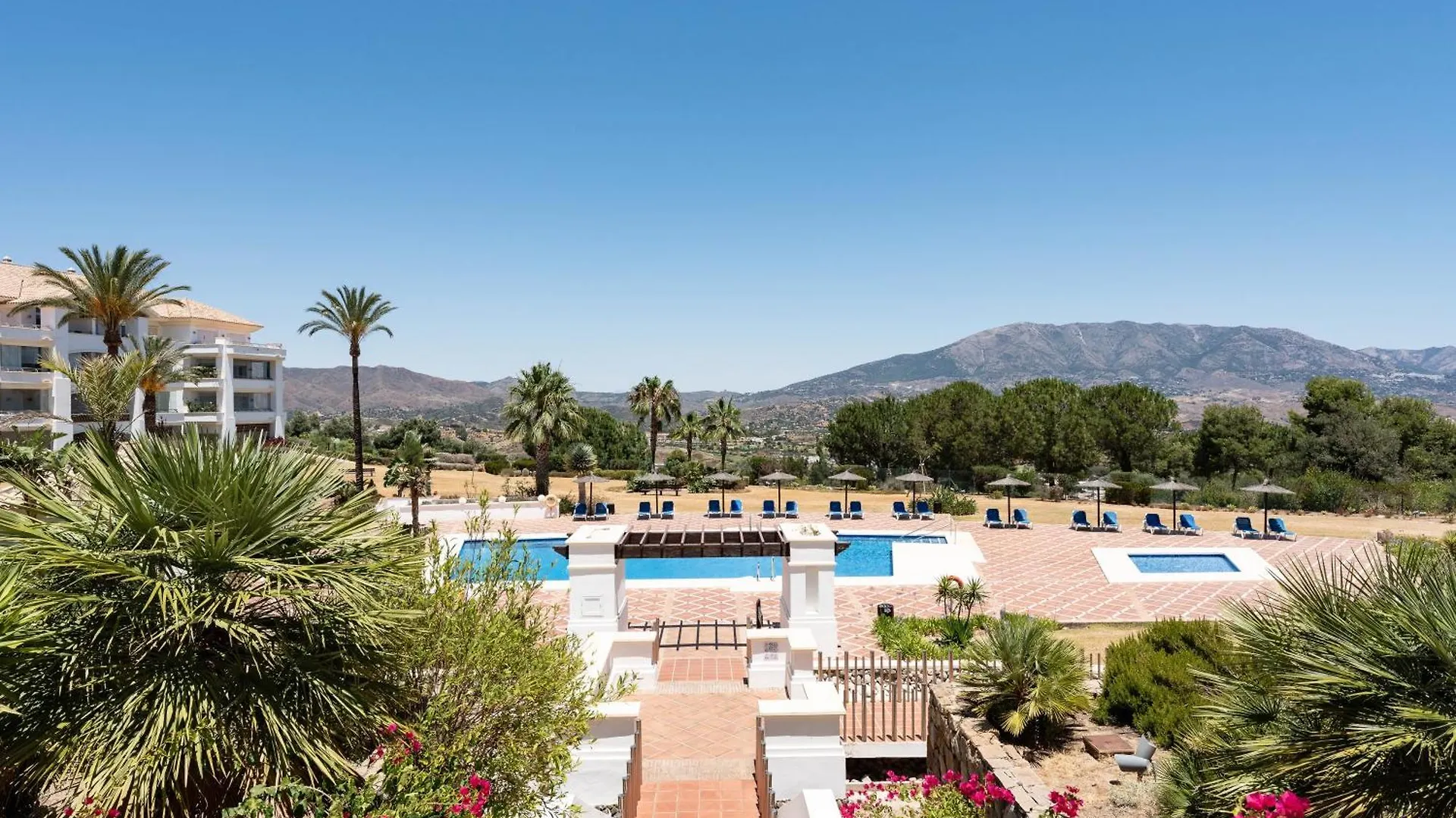 Real Alta Vista Golf Apartment Malaga 0*,  Spain